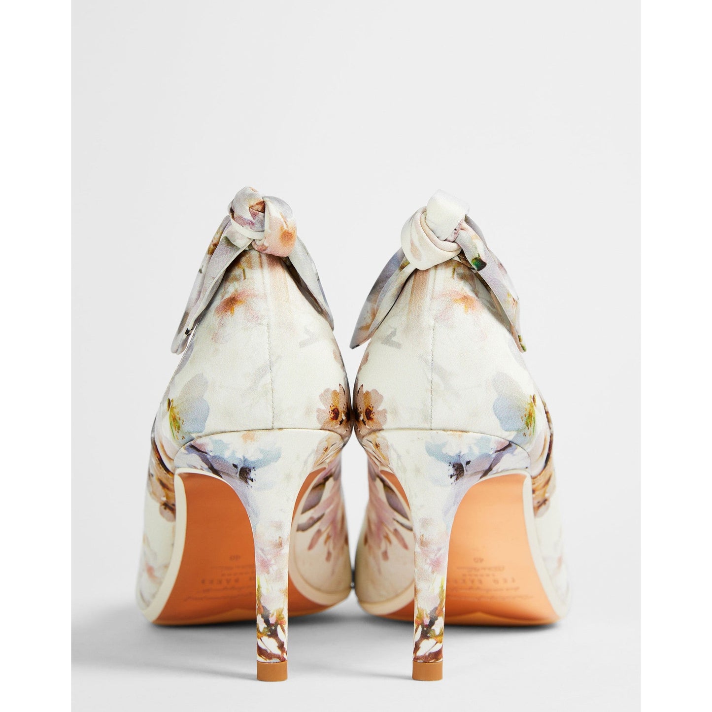 Women Elanie-Vanilla Mid Heel Court Shoe - White