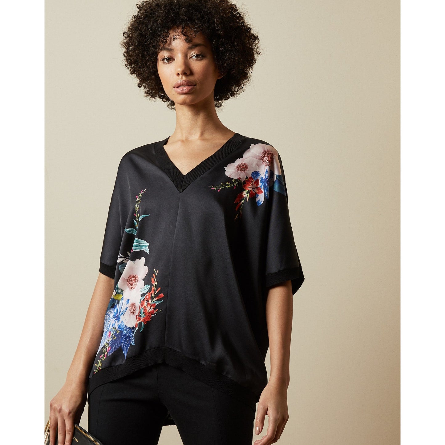 Women Sophiey-Jamboree Printed Woven Front Knit - Black