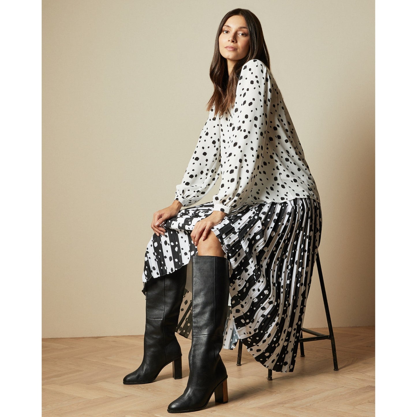 Women Heiike-Polka Dot Blouse - White