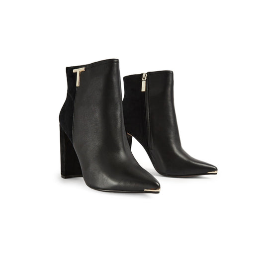 Women Qinala-T Detail Leather Boot - Black