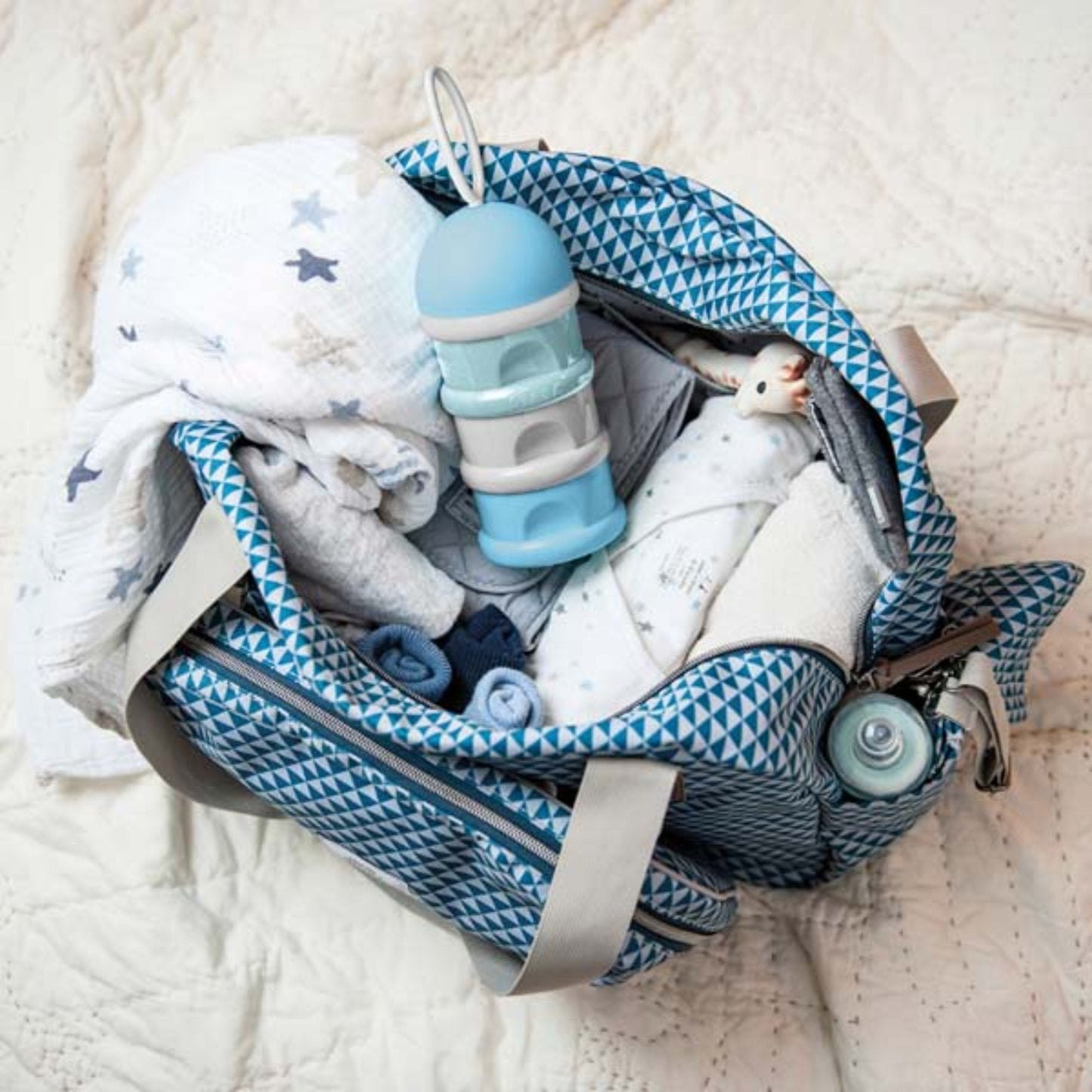 Formula And Snacks Container - Light Blue
