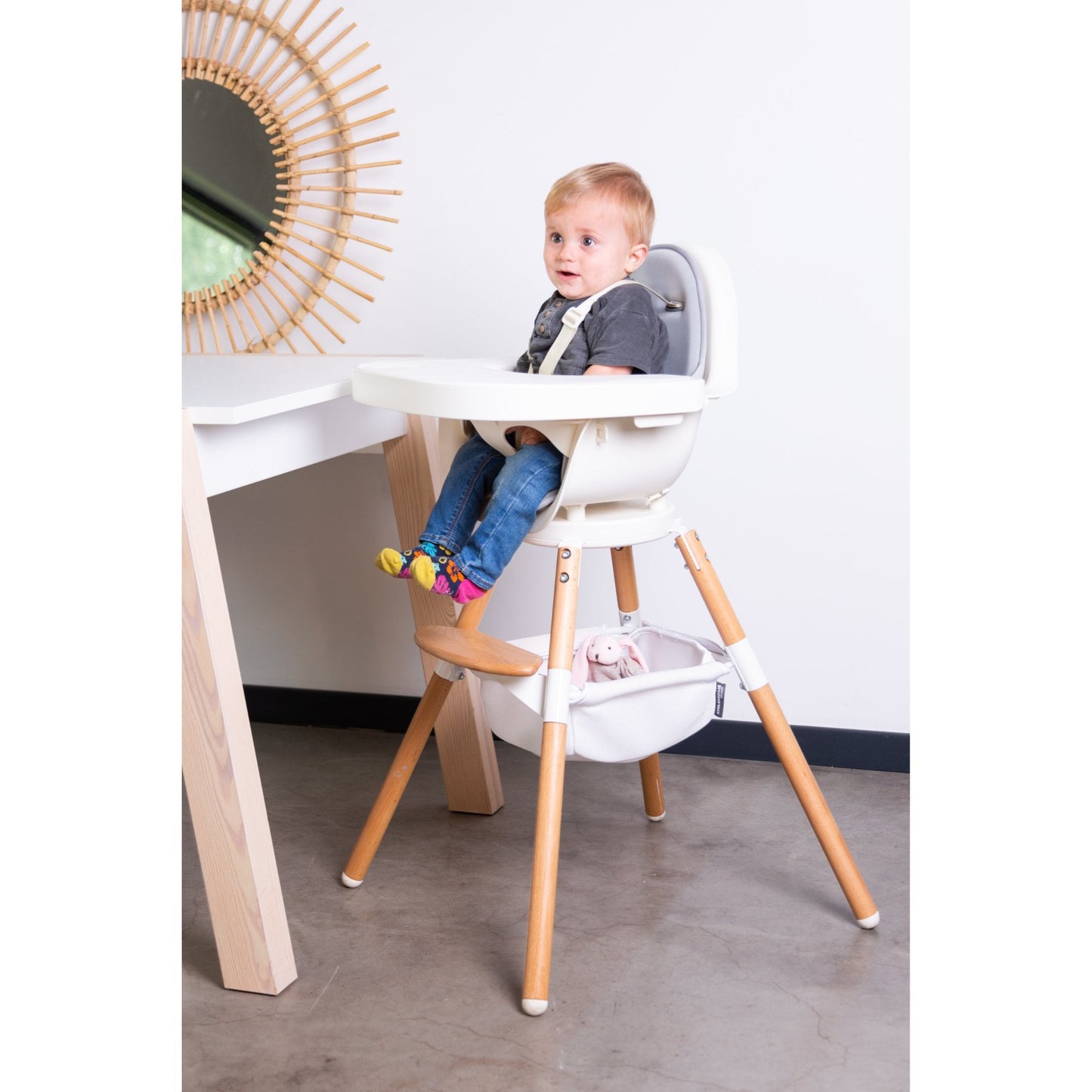 EVOLU ONE.80ø High Chair with Bumper - WHITE