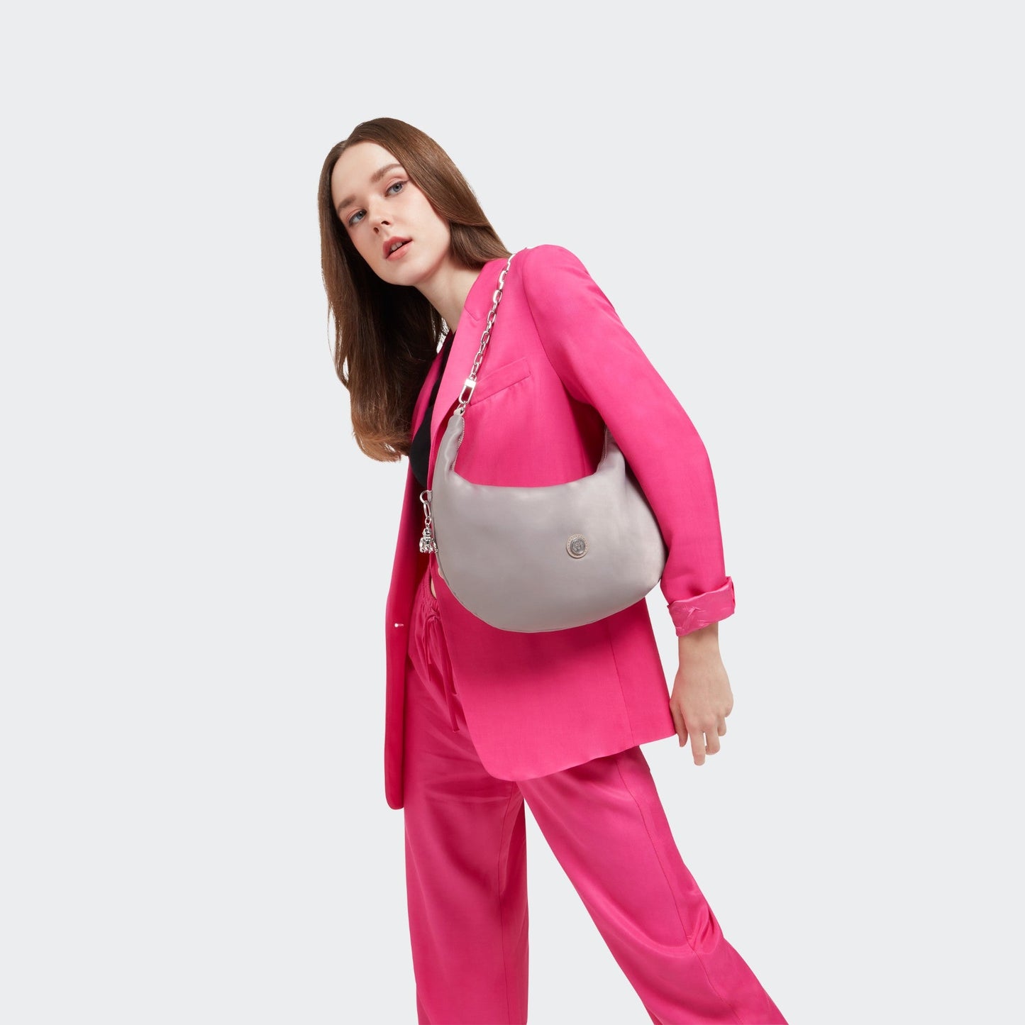 Hania Glow Satin