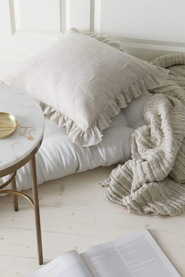 Linen cushion cover